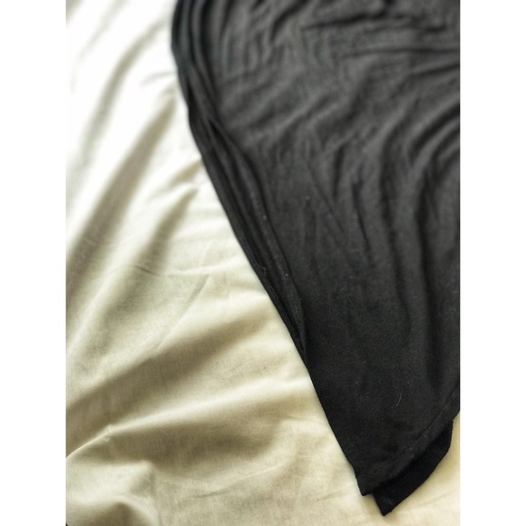 Indah Black Halter Maxi - Picture 8 of 8